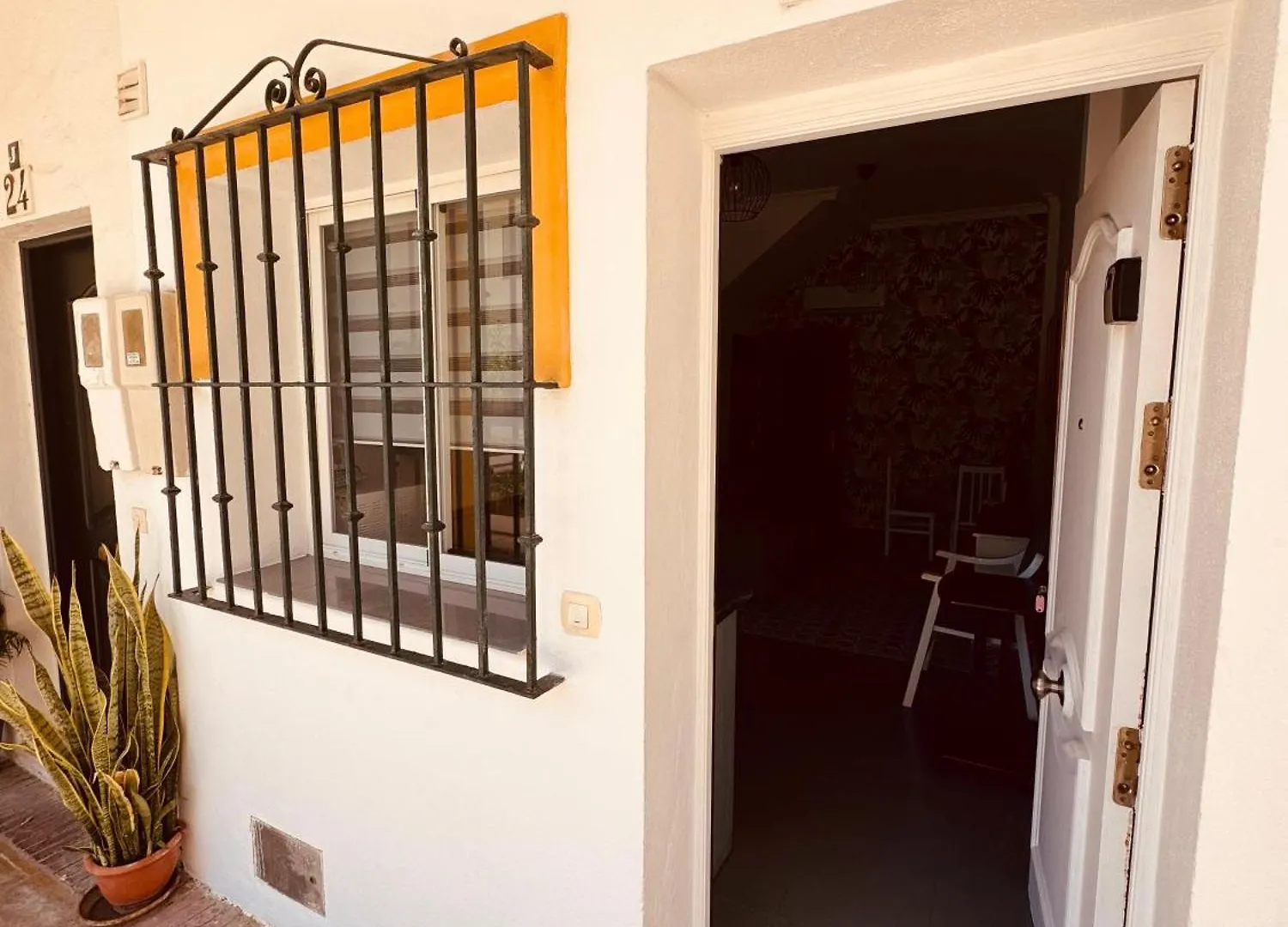 Apartamento Bajondillo Cozy Inns توريمولينوس إسبانيا